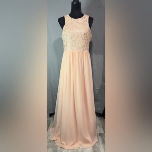 Belle Bradgley Mischka Sleeveless Gown Size 12 Peach Wedding Prom Formal Dinner